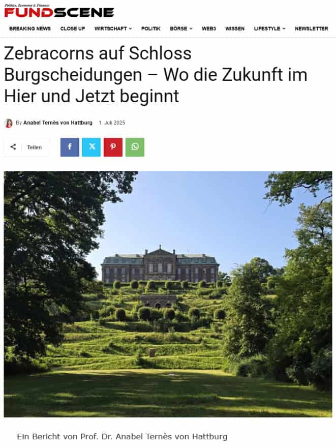 „Schloss Burgscheidungen an einem sonnigen Tag, umgeben von gepflegten grünen Terrassen und Bäumen – Ort innovativer Zukunftsveranstaltungen mit Zebracorns, beschrieben von Prof. Dr. Anabel Ternès von Hattburg.